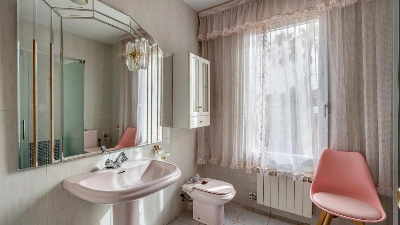 Villa De La Acacia Gojar Dış mekan fotoğraf