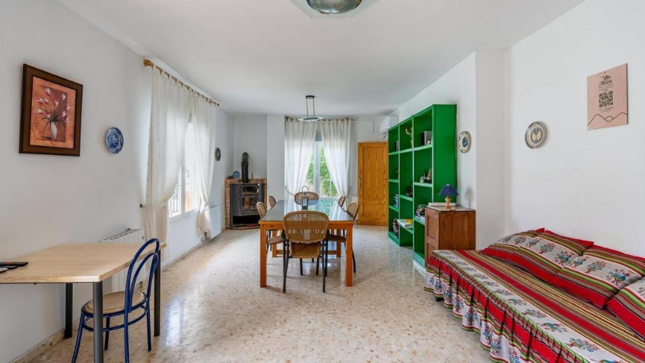 Villa De La Acacia Gojar Dış mekan fotoğraf